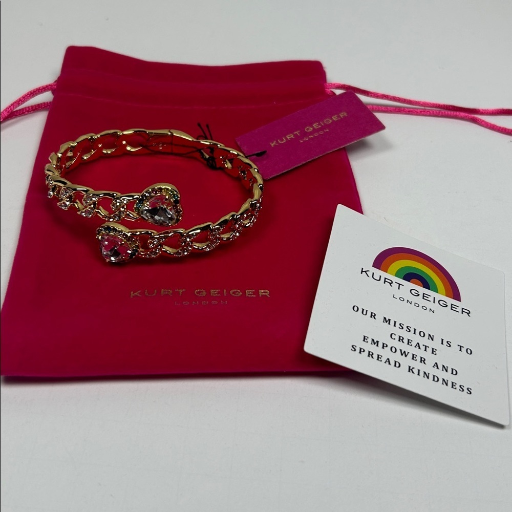 Kurt Geiger London Gold-Ton with Rainbow Crystal Heart Accents Bangle Bracelet - Picture 12 of 12